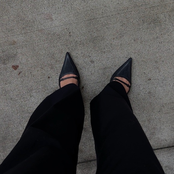 FENDI Monogram Slingback Heels - Picture 2 of 7